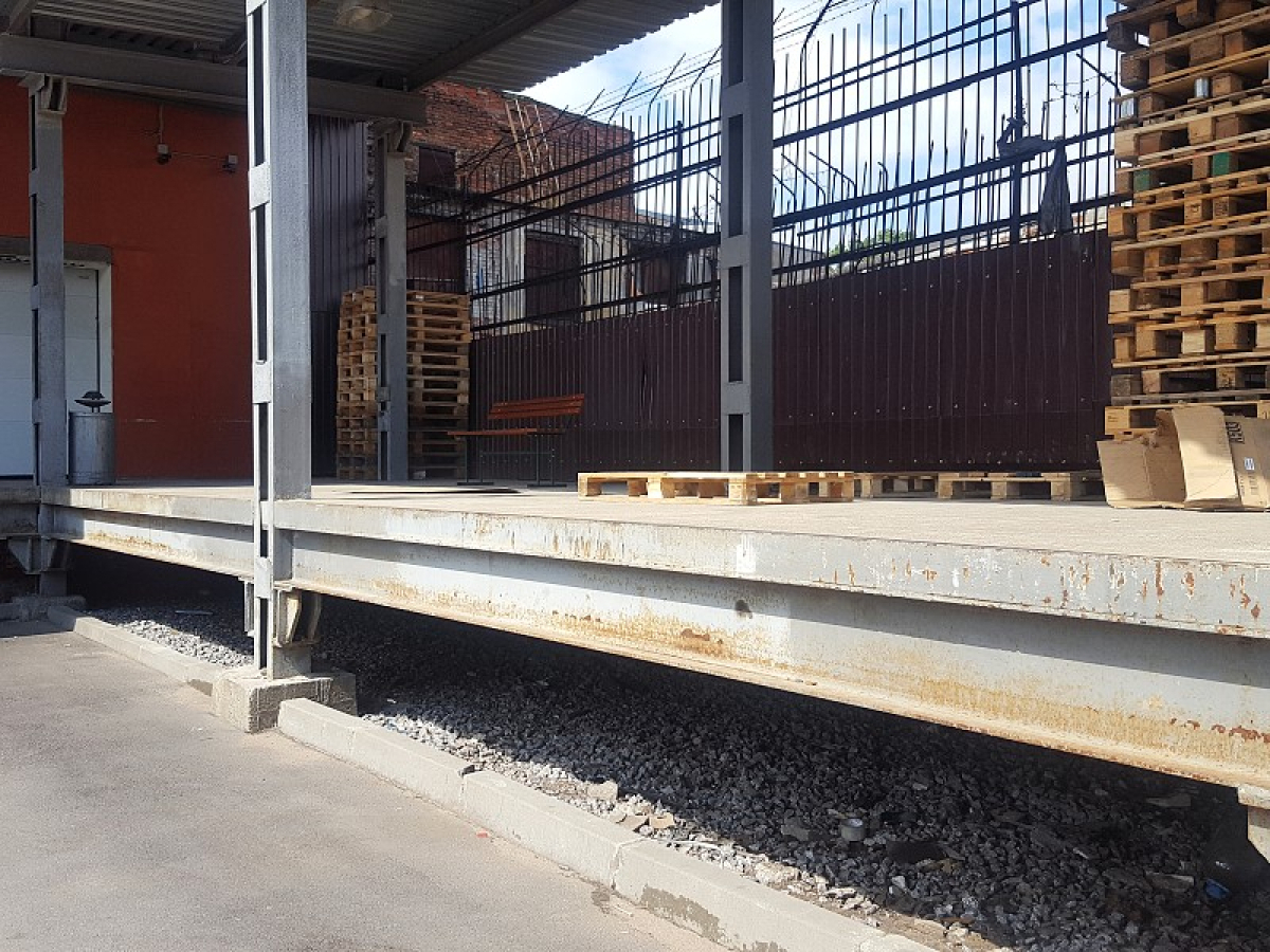 на Заозерной улице