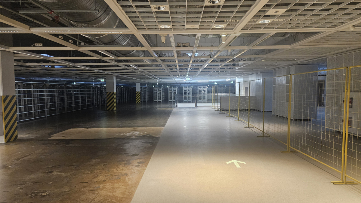 Мега Дыбенко