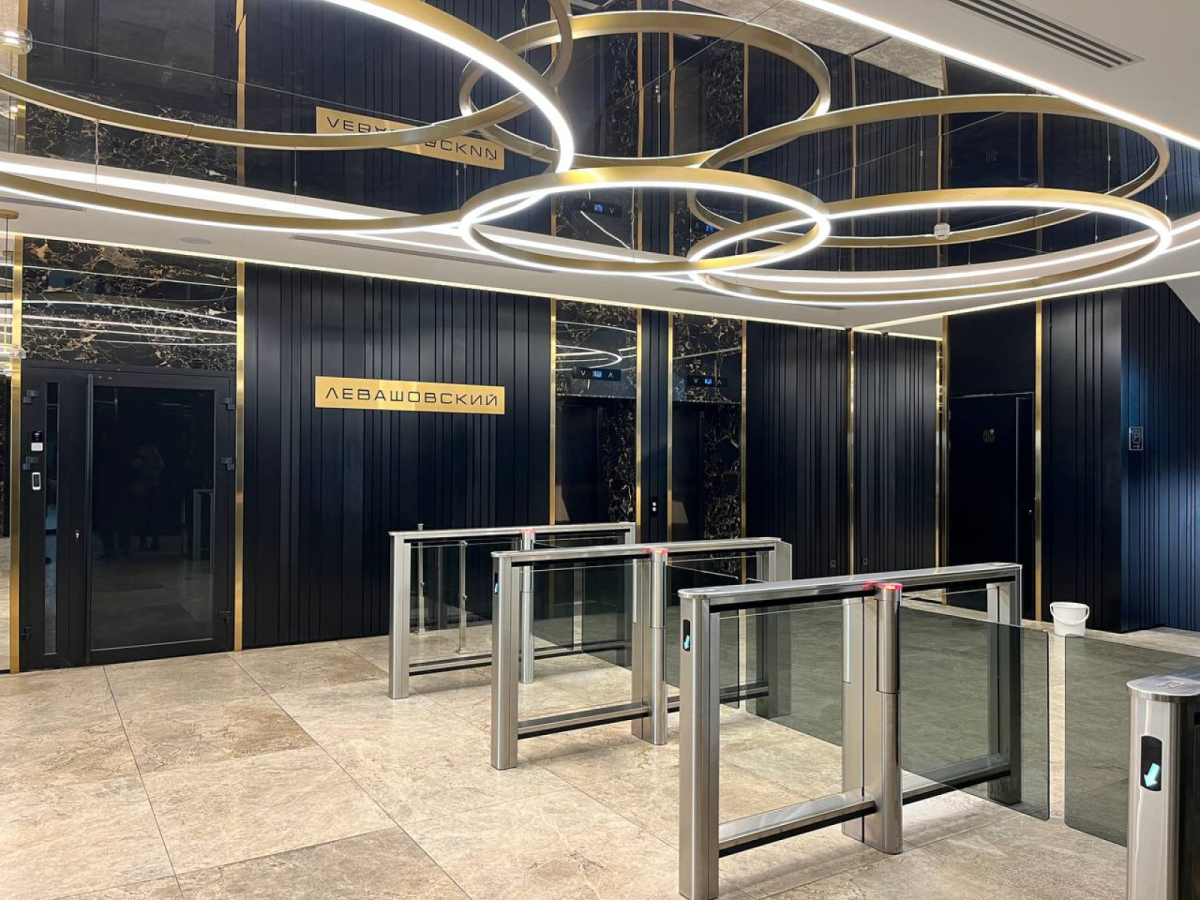 Левашовский, 12