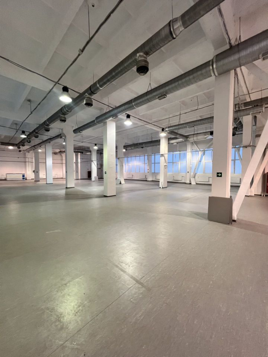 На Цветочной, 18