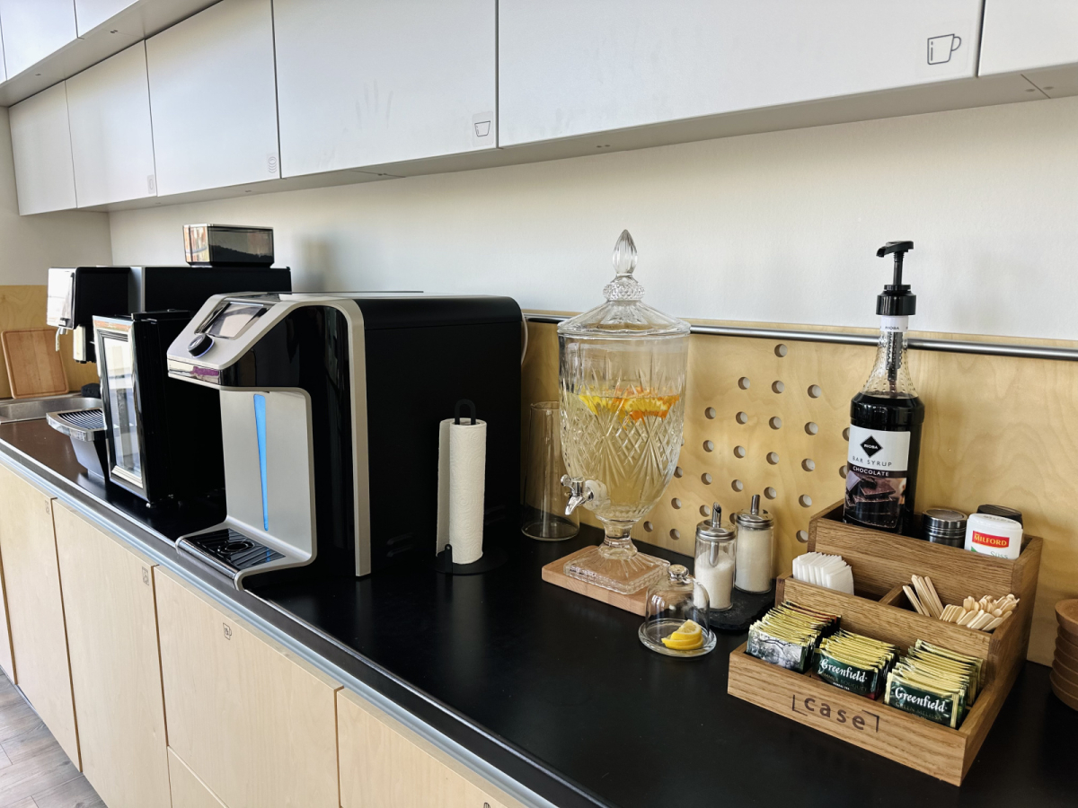 CASE Петроградская