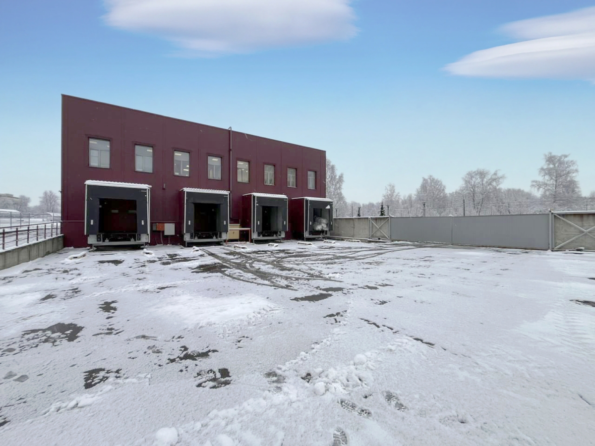 на улице Химиков, 20