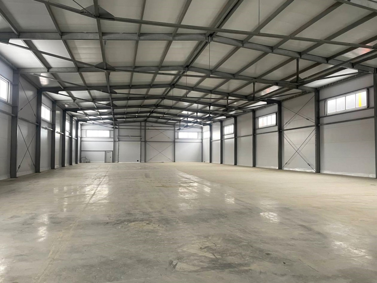 Склад в Шушарах