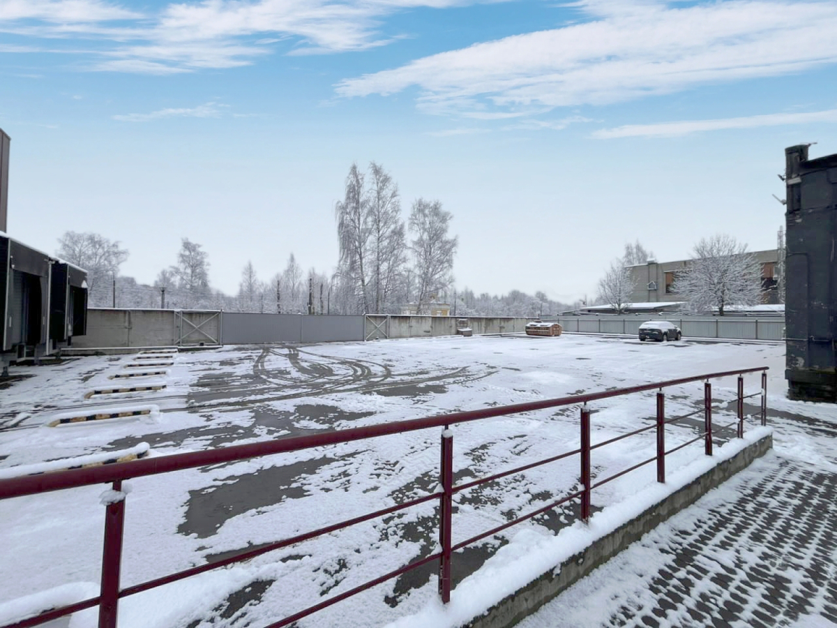 на улице Химиков, 20