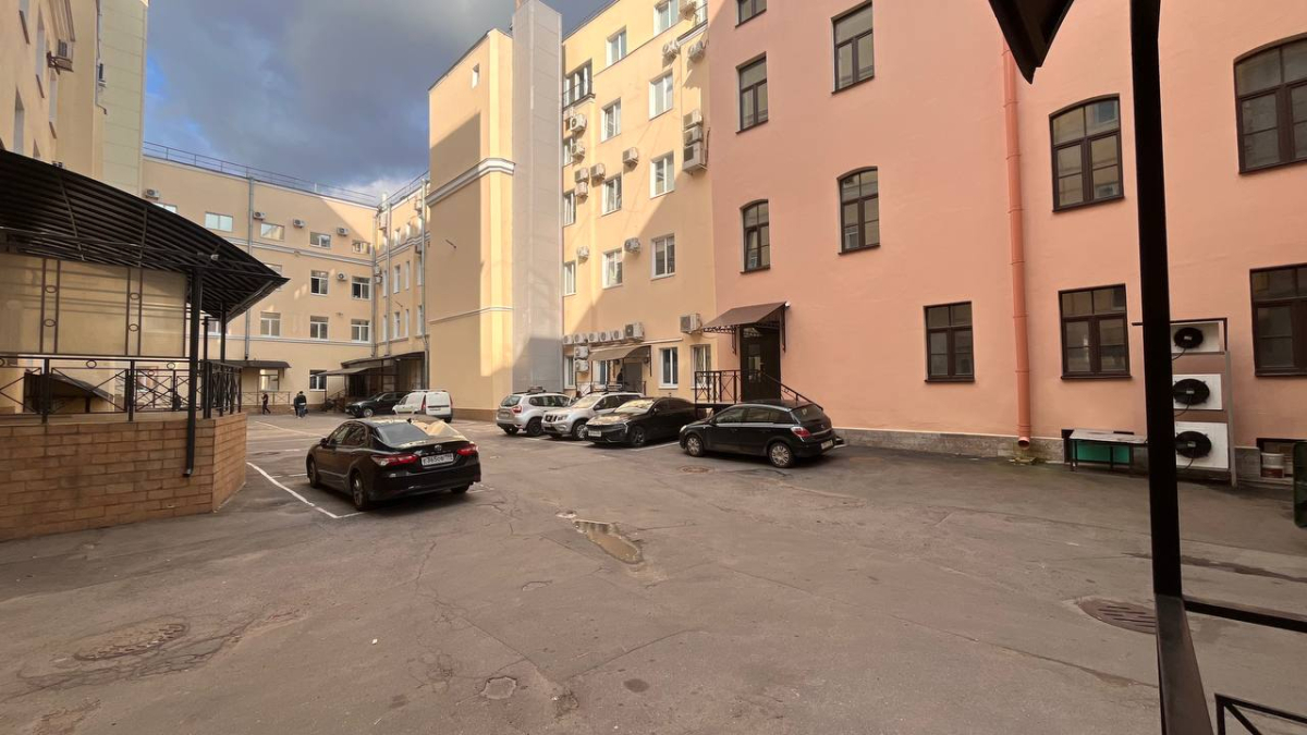Тюшина, 11