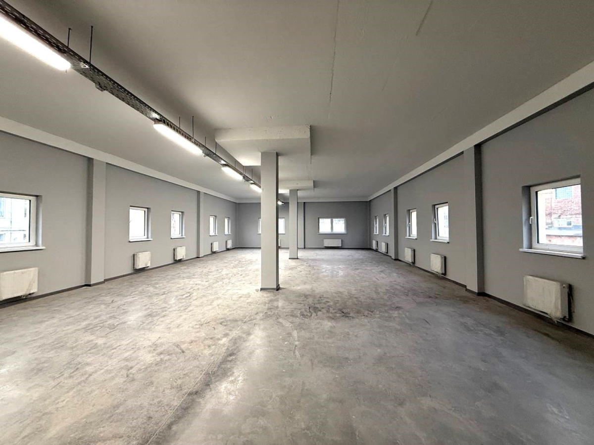 на Уральской, 13