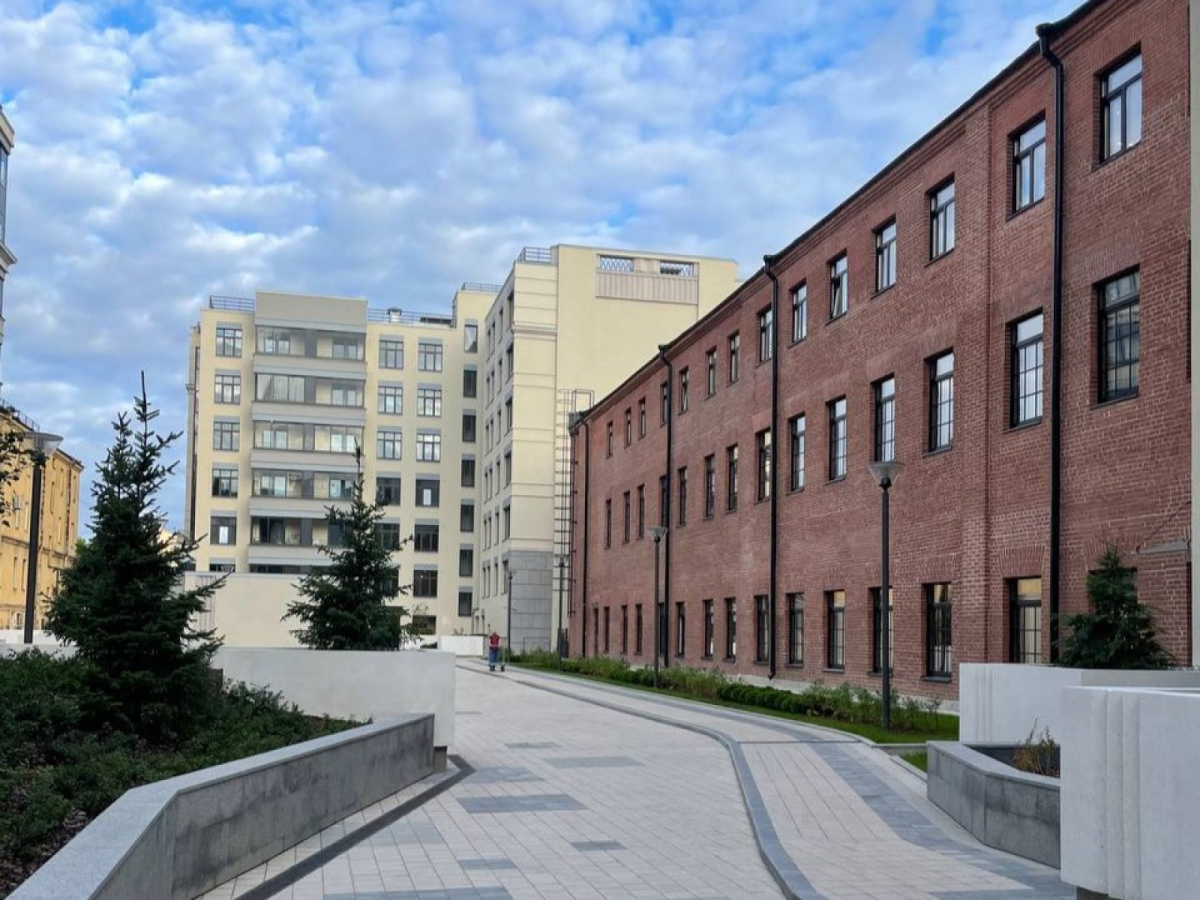 11-я Красноармейская, 11