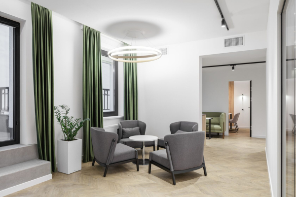 Невский пр., д. 1