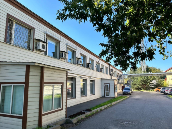 на Нефтяной дороге, 3