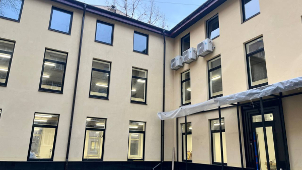 на Тележной, 8-10