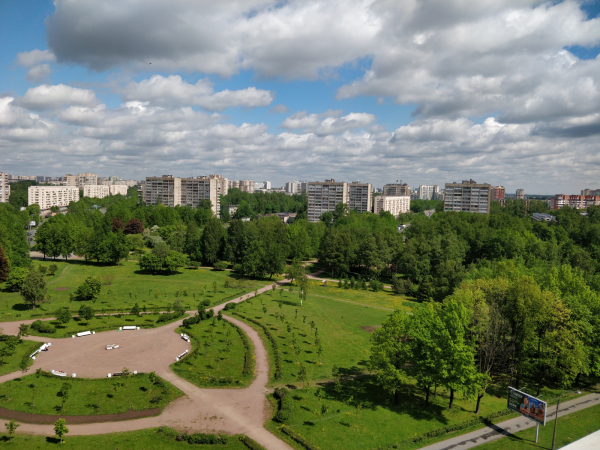 Леон