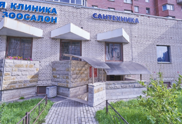 на Савушкина