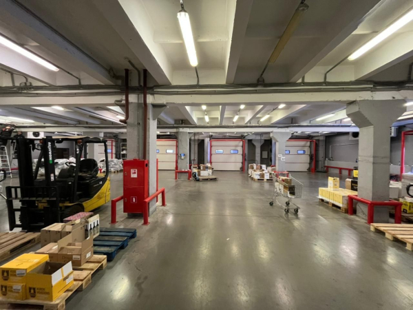 на улице Химиков, 20