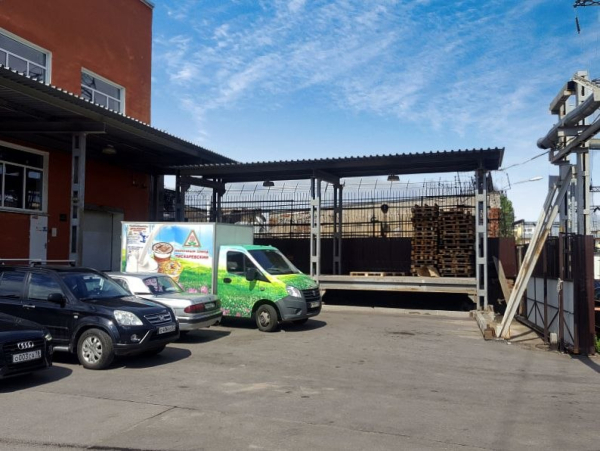 на Заозерной улице