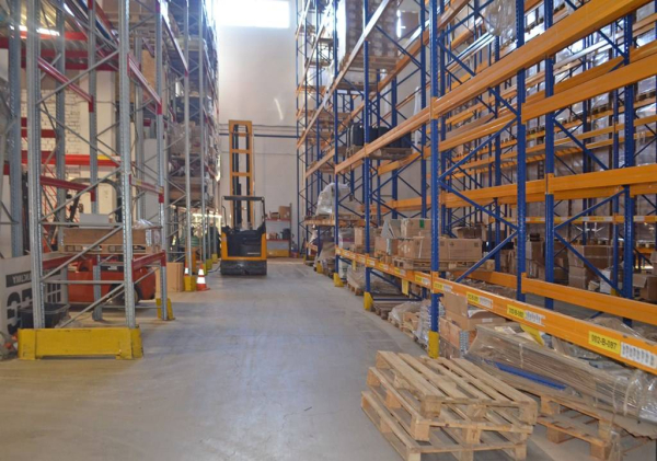 на Салова,45