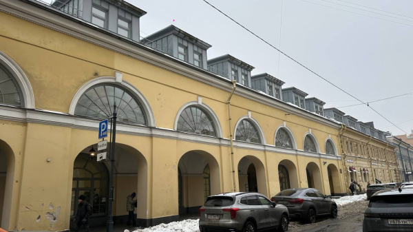 на Биржевом переулке, 2