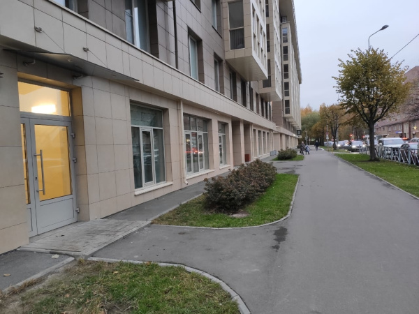 на Малом проспекте В.О., 64