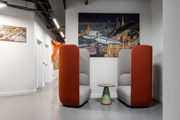 CASE Владимирская