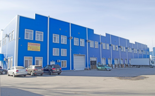 на ул. Салова