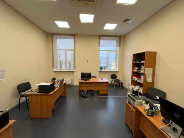 на улице Химиков, 20