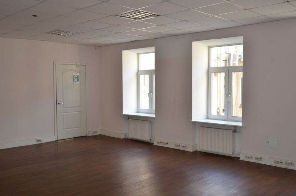 на Малой Садовой