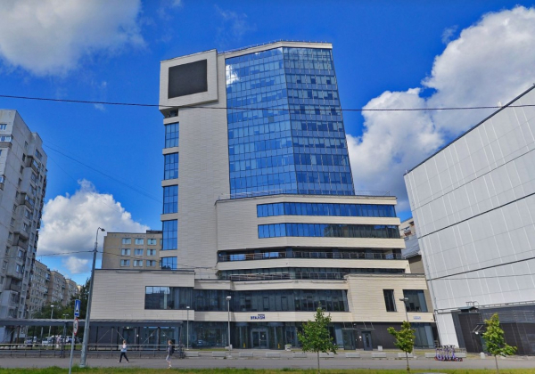 на Богатырском, 3