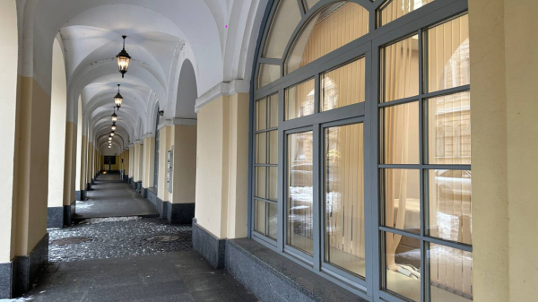 на Биржевом переулке, 2