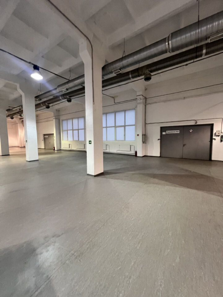 На Цветочной, 18