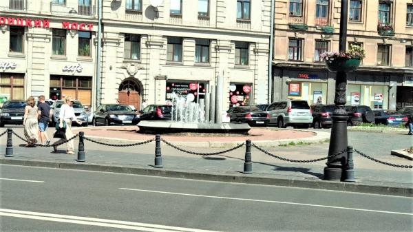 на Каменноостровском пр.