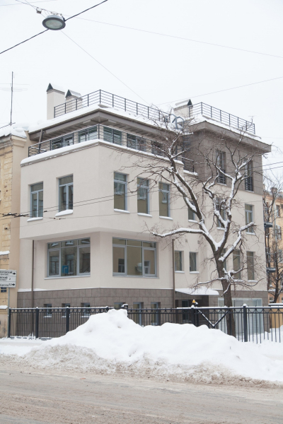 на Тульской ул., 4