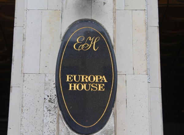 Европа Хаус