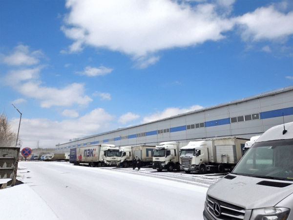 на 1-м Бадаевском проезде